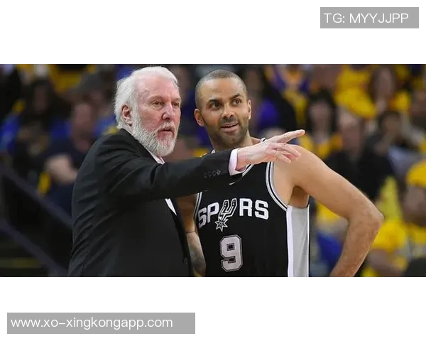 芬奇赞贝兰热打球风格强硬敏锐感知比赛局势令人印象深刻